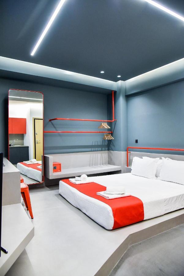 Central44 Yolo Casual Suite Афины Экстерьер фото