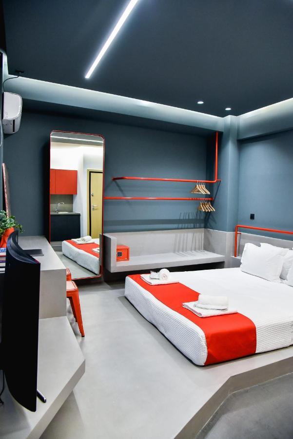 Central44 Yolo Casual Suite Афины Экстерьер фото